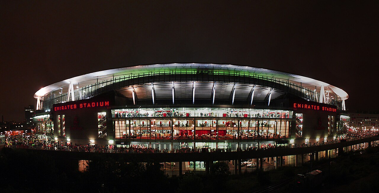 San Emirates ?êm th? B?y 25/4/2026 tr?n Arsenal vs Newcastle b?u kh?ng khí cao trào