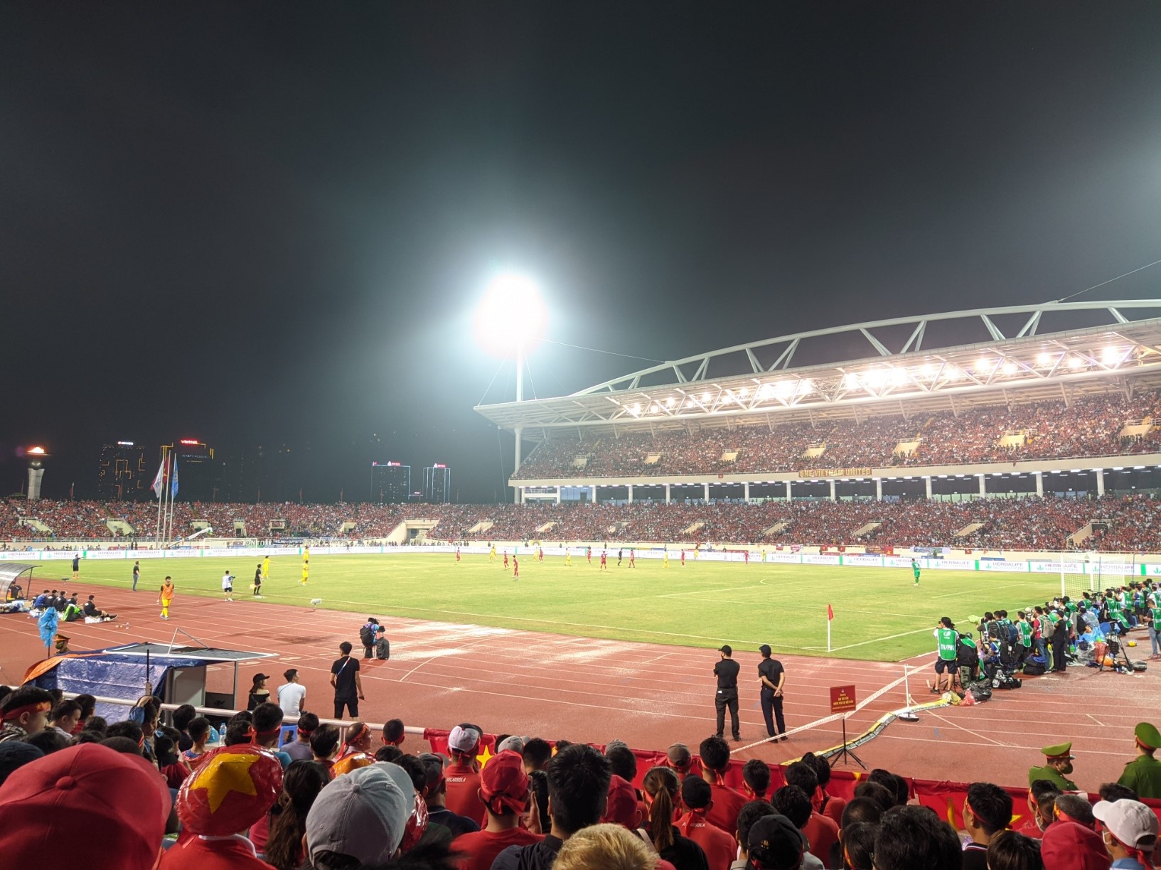 T?ng quan tu?n th? thao 7-13/5/2026 v?i V-League vòng 22, Premier League vòng 36 và ??m ng??c chung k?t Champions League