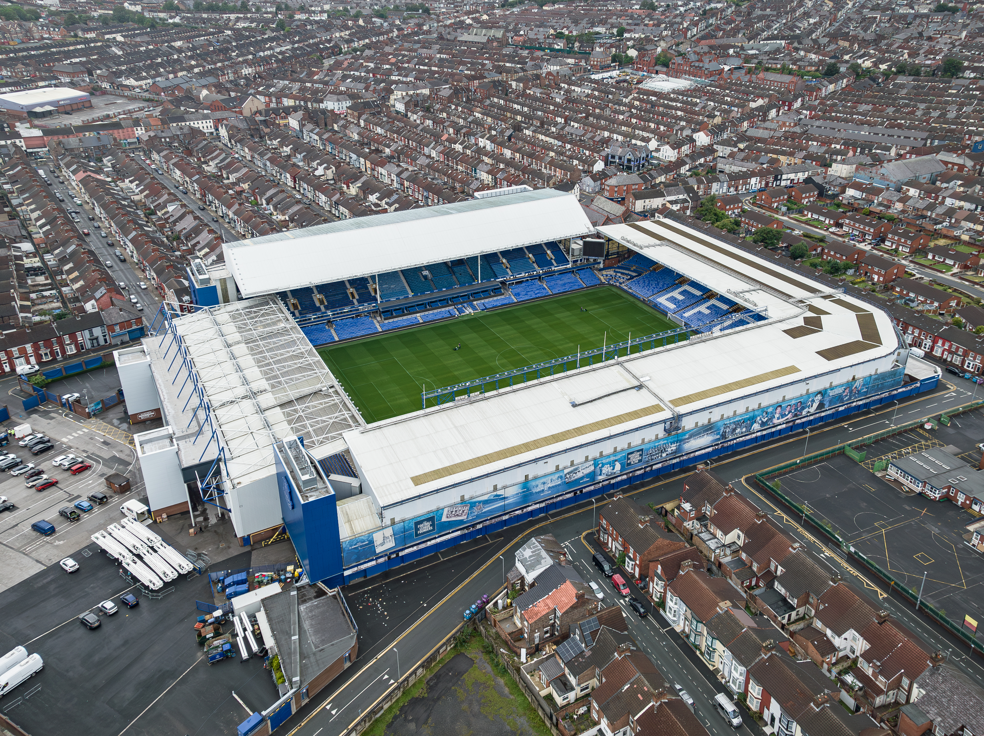 Goodison Park - san v?n ??ng huy?n tho?i c?a Everton FC trong 133 n?m l?ch s?