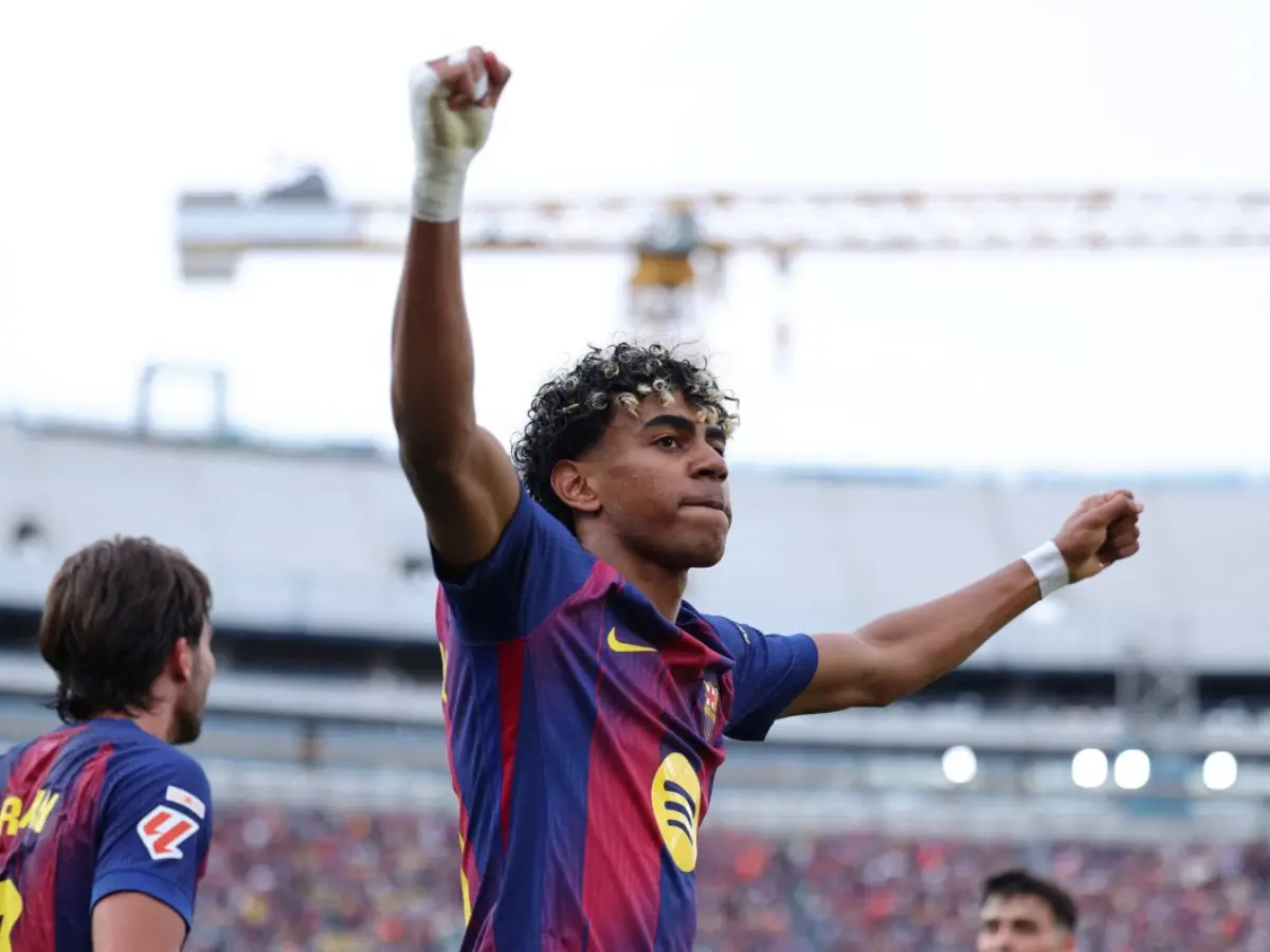 HLV Hansi Flick và Barcelona trong hành trình La Liga 2025-26 h??ng ??n ch?c v? ??ch El Clasico