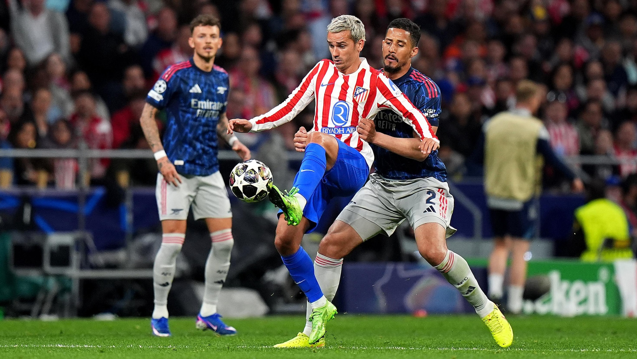 Phan tích chi?n thu?t Simeone và Arteta trong tr?n bán k?t UCL Arsenal vs Atlético Madrid