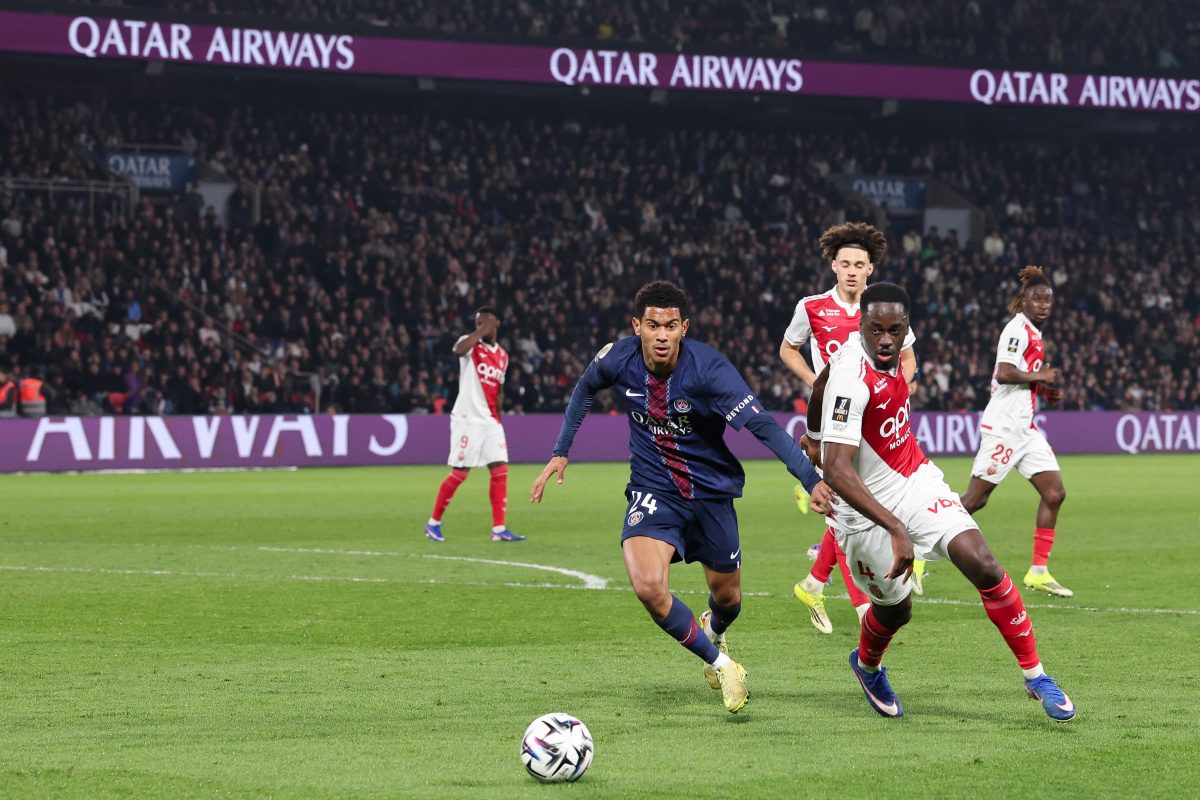Paris Saint-Germain v? ??ch Ligue 1 2025-26 cu?c ?ua top 3
