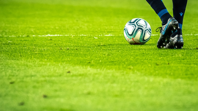 PSG vs Lens cu?c ?ua v? ??ch Ligue 1 2025-26