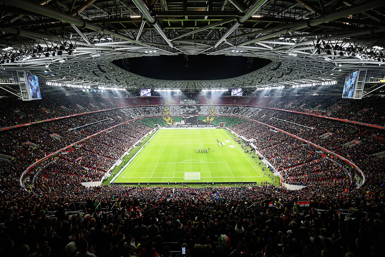 Puskás Aréna Budapest san chung k?t UCL bán k?t bracket 2026
