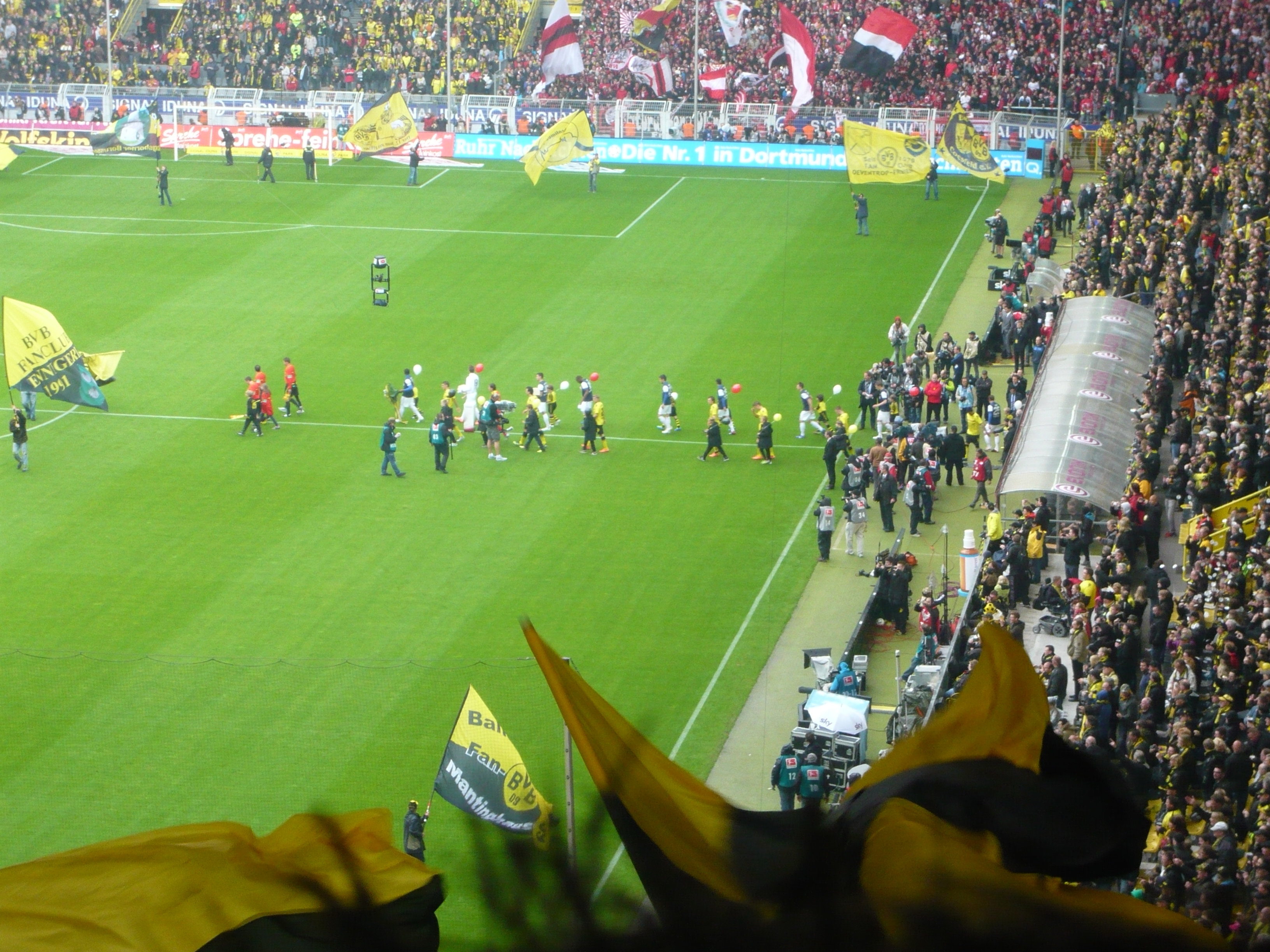 SC Freiburg trong m?t tr?n ??u Europa League — hành trình ??n chung k?t Istanbul 2026