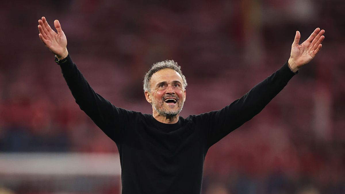 Chi?n thu?t pressing PSG Luis Enrique phan tích chi?n thu?t Champions League 2026