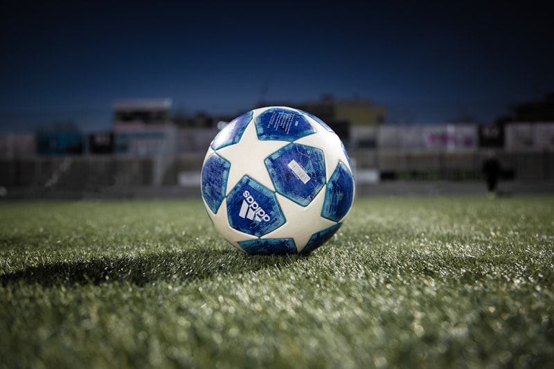 PVF-CAND vs Hà N?i FC Vòng 23 V-League: ?êm Sinh T? D??i ánh ?èn San Hà Nam