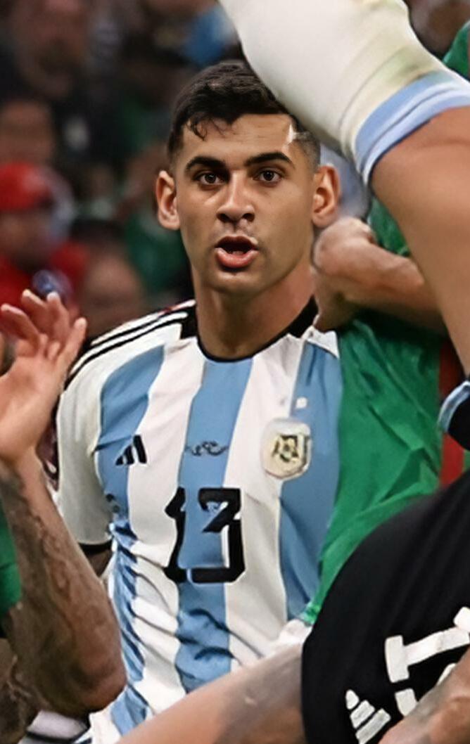 Cristian Romero ??i tr??ng Tottenham Hotspur trung v? tuy?n Argentina nhà v? ??ch World Cup 2022