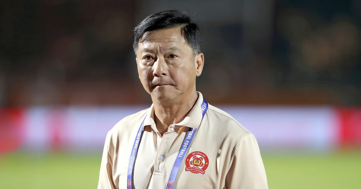 ?êm derby Thanh-Ngh? t?i san v?n ??ng Thanh Hóa v?i c? ??ng viên hai bên