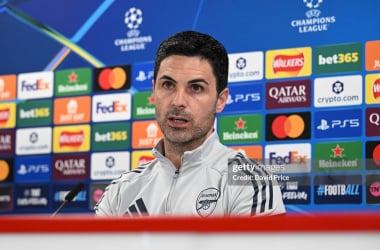 S? ?? chi?n thu?t 4-2-3-1 Bayern Munich và 4-3-3 Real Madrid t? k?t Champions League