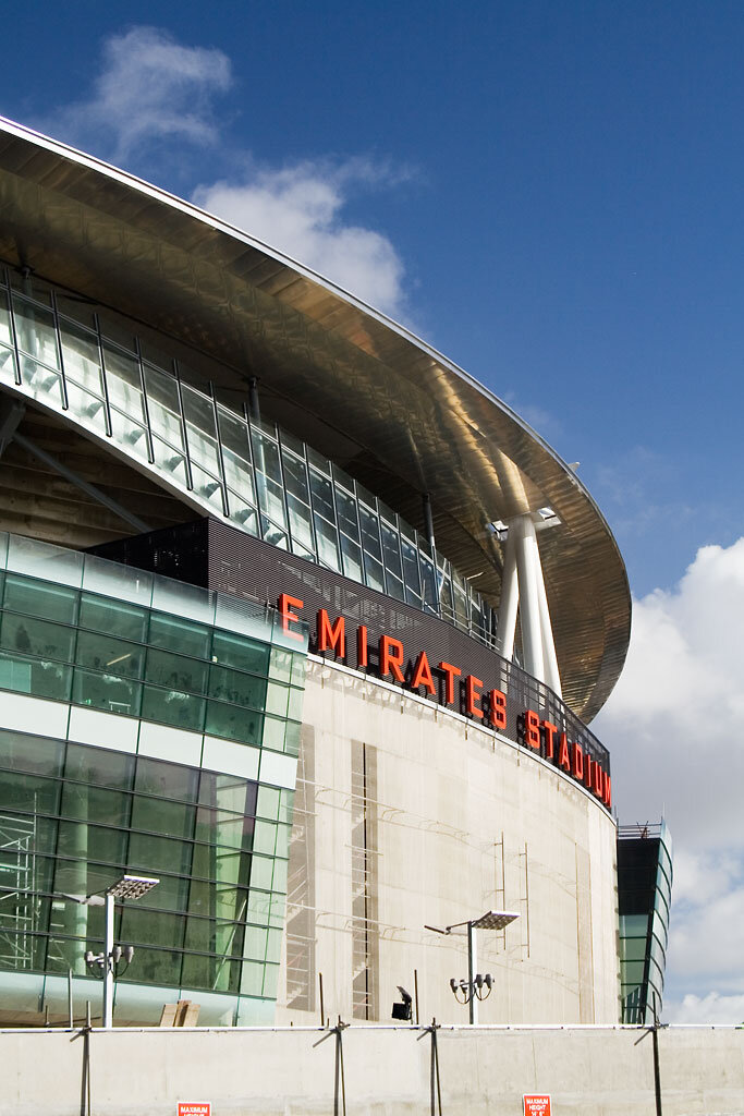 Emirates Stadium Arsenal vs Atletico Madrid bán k?t Champions League